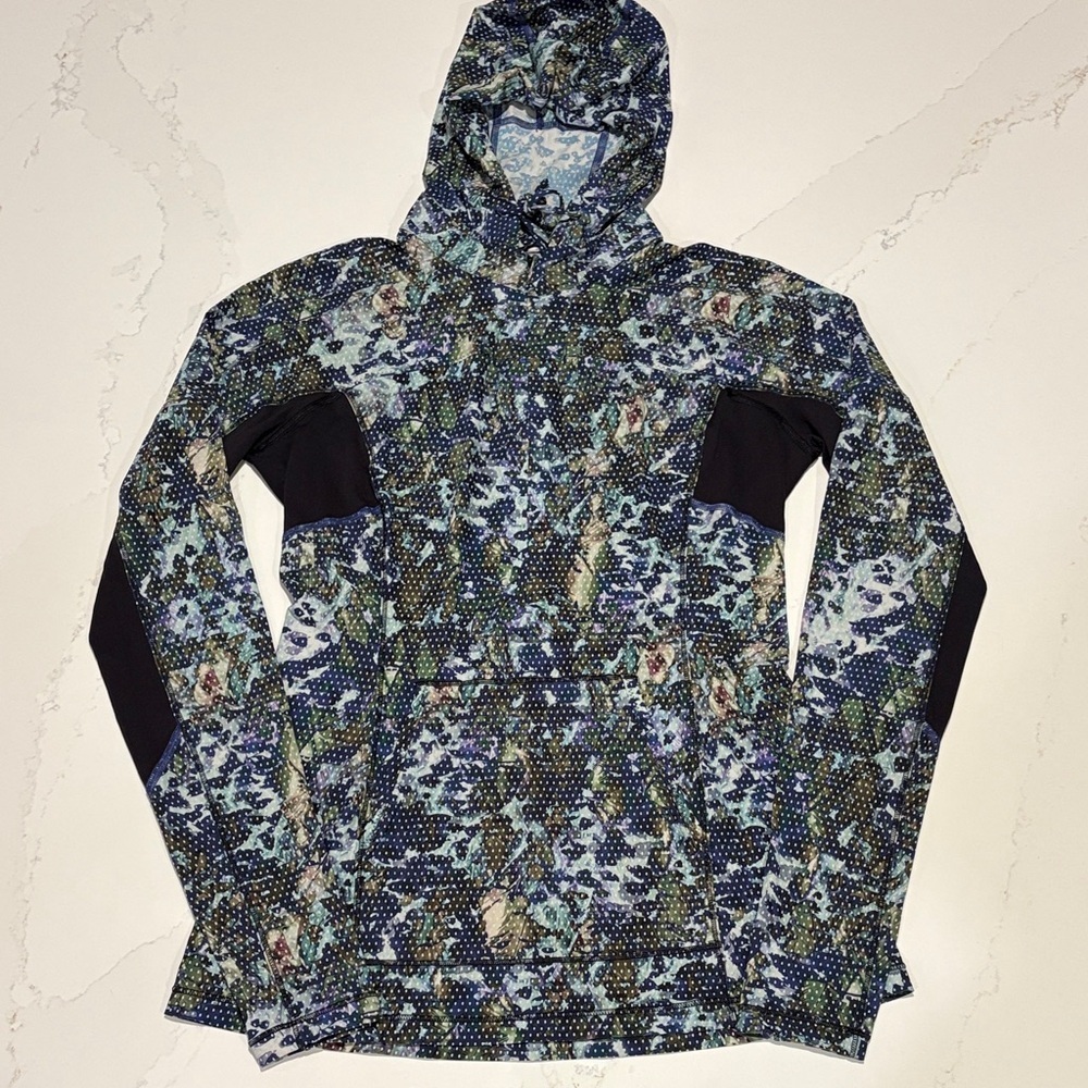Lululemon Runbeam Floral Long Sleeve 1/4 zip Hoodie Sport Size